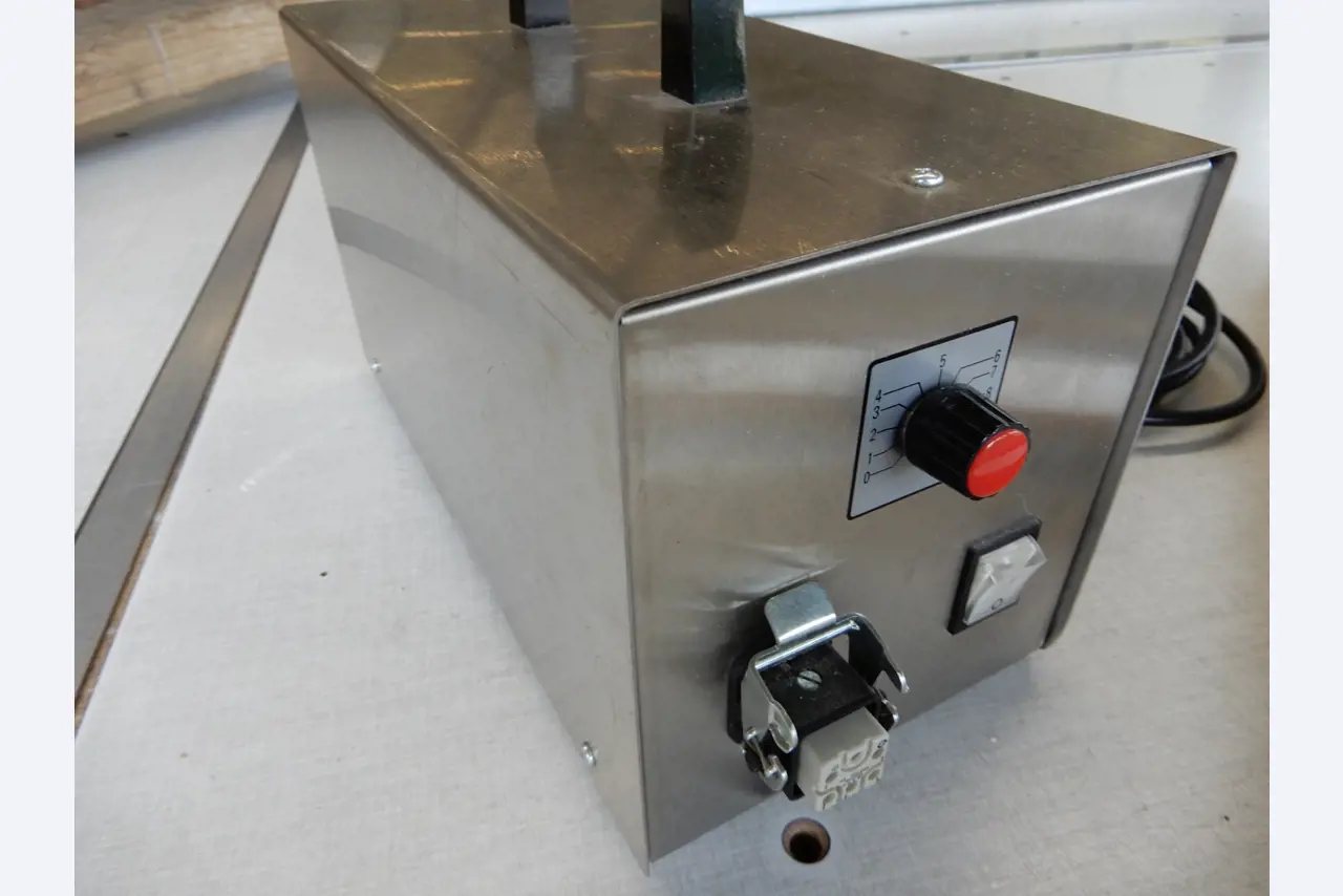 Máquinas para el tratamiento de textiles y lonas-2