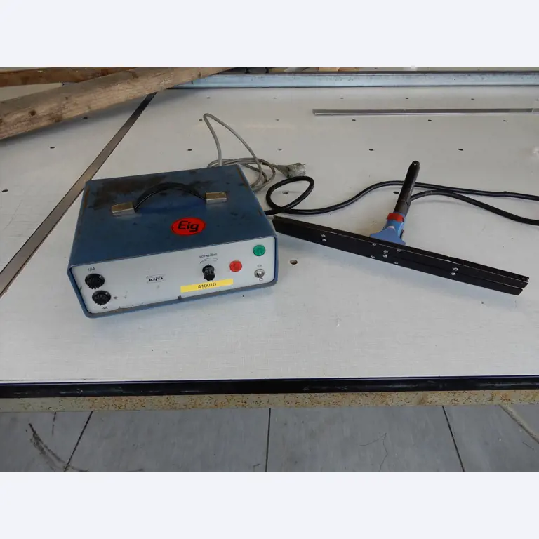 Máquinas para el tratamiento de textiles y lonas-1