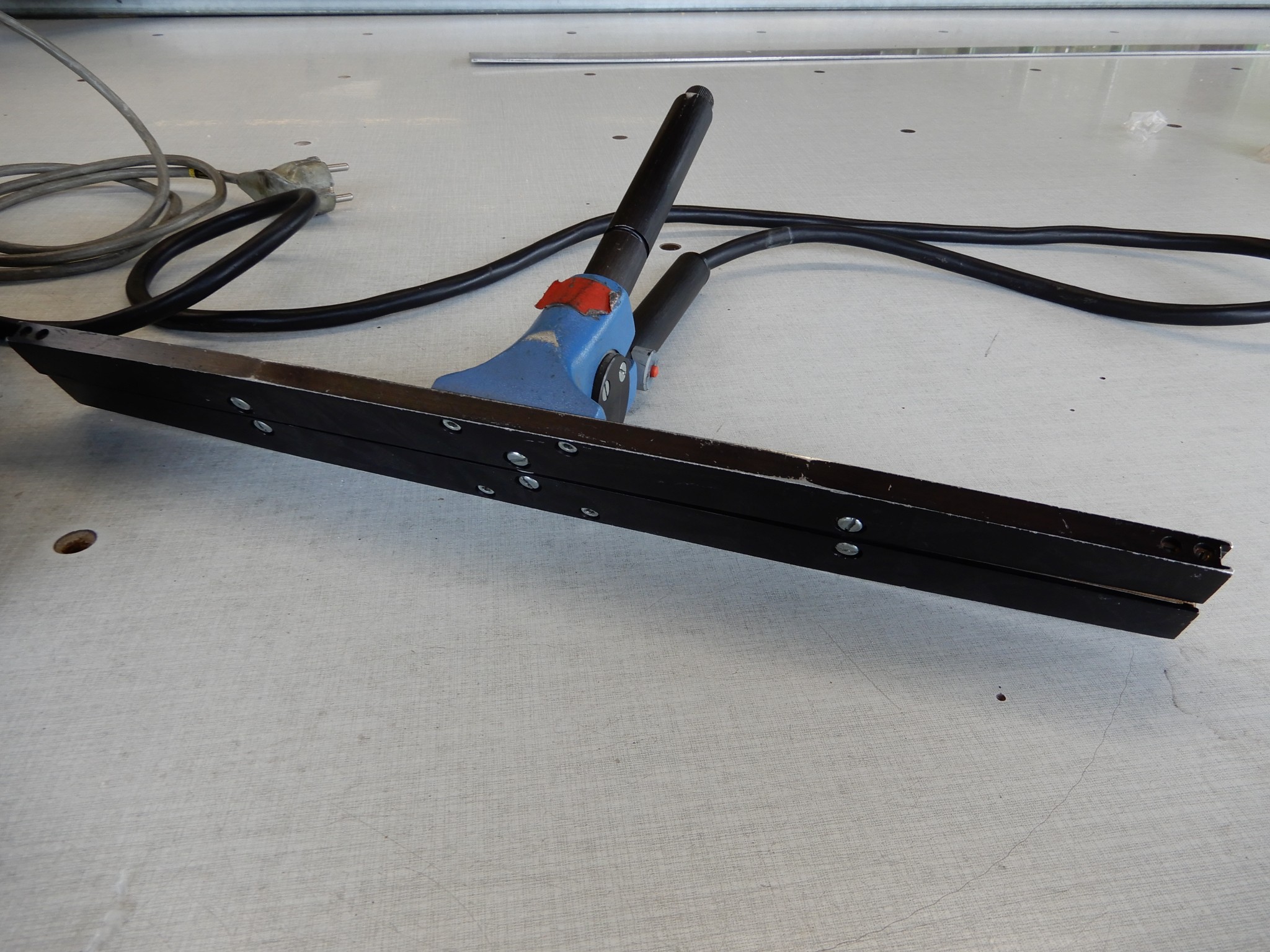 Machines for textile and tarpaulin processing-3