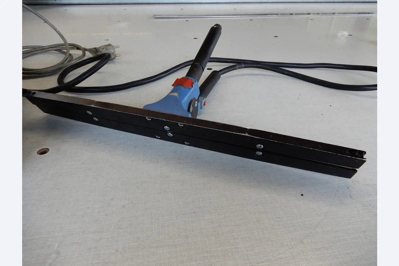 Máquinas para el tratamiento de textiles y lonas-3