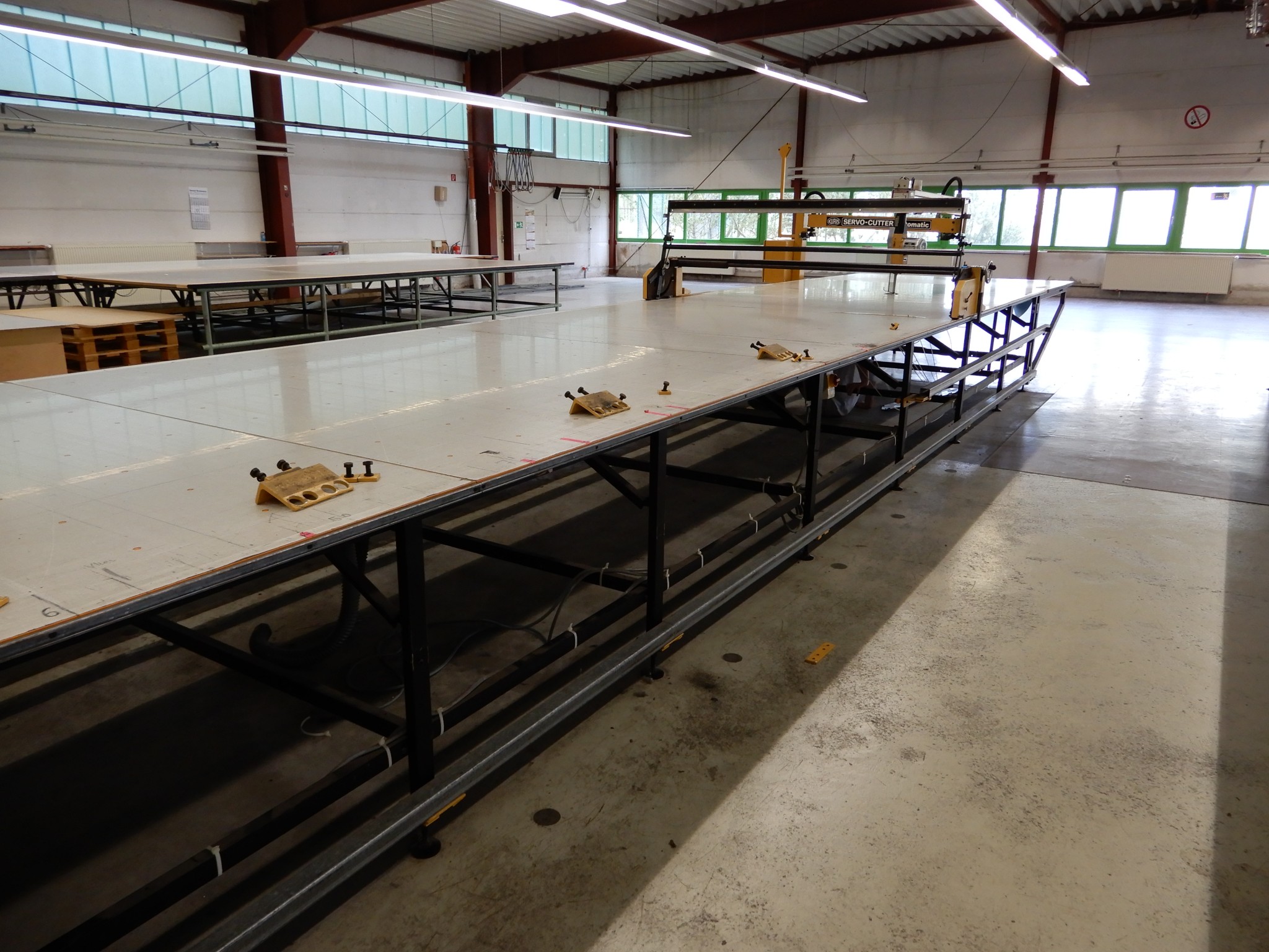 Machines for textile and tarpaulin processing-10