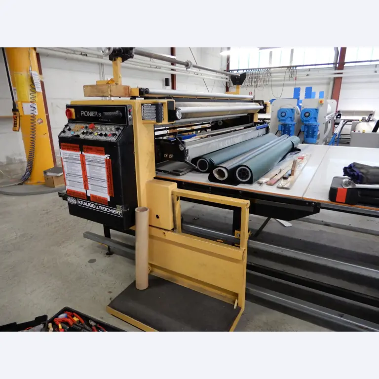 Máquinas para el tratamiento de textiles y lonas-11