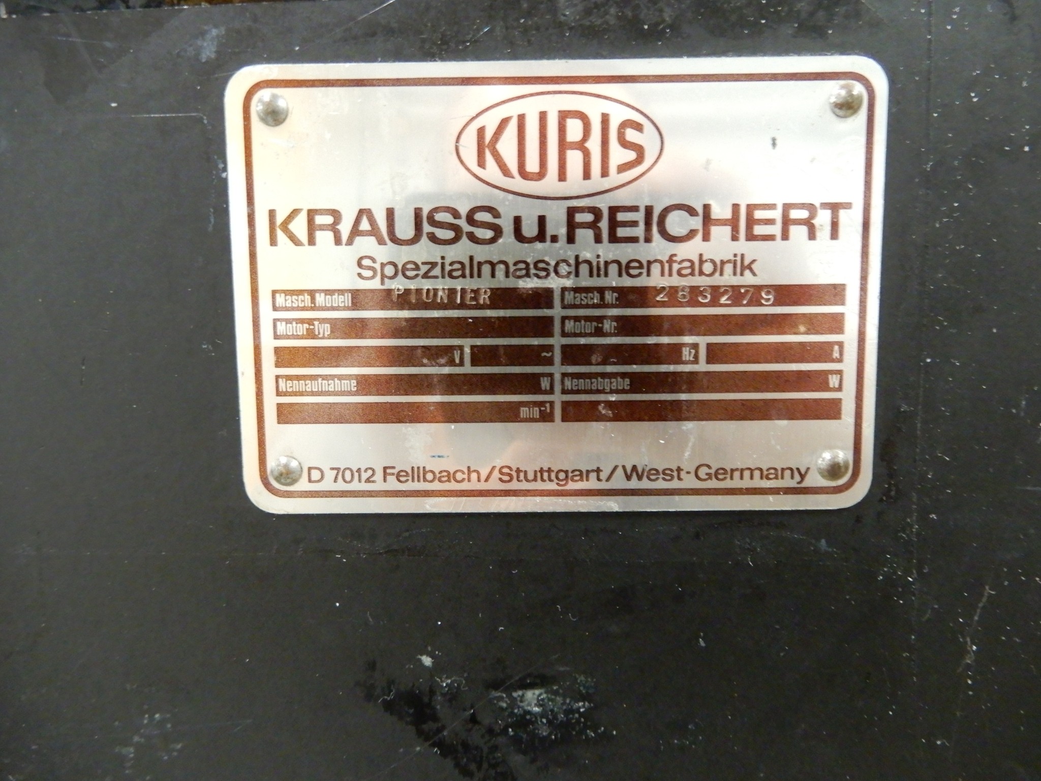 Machines for textile and tarpaulin processing-15