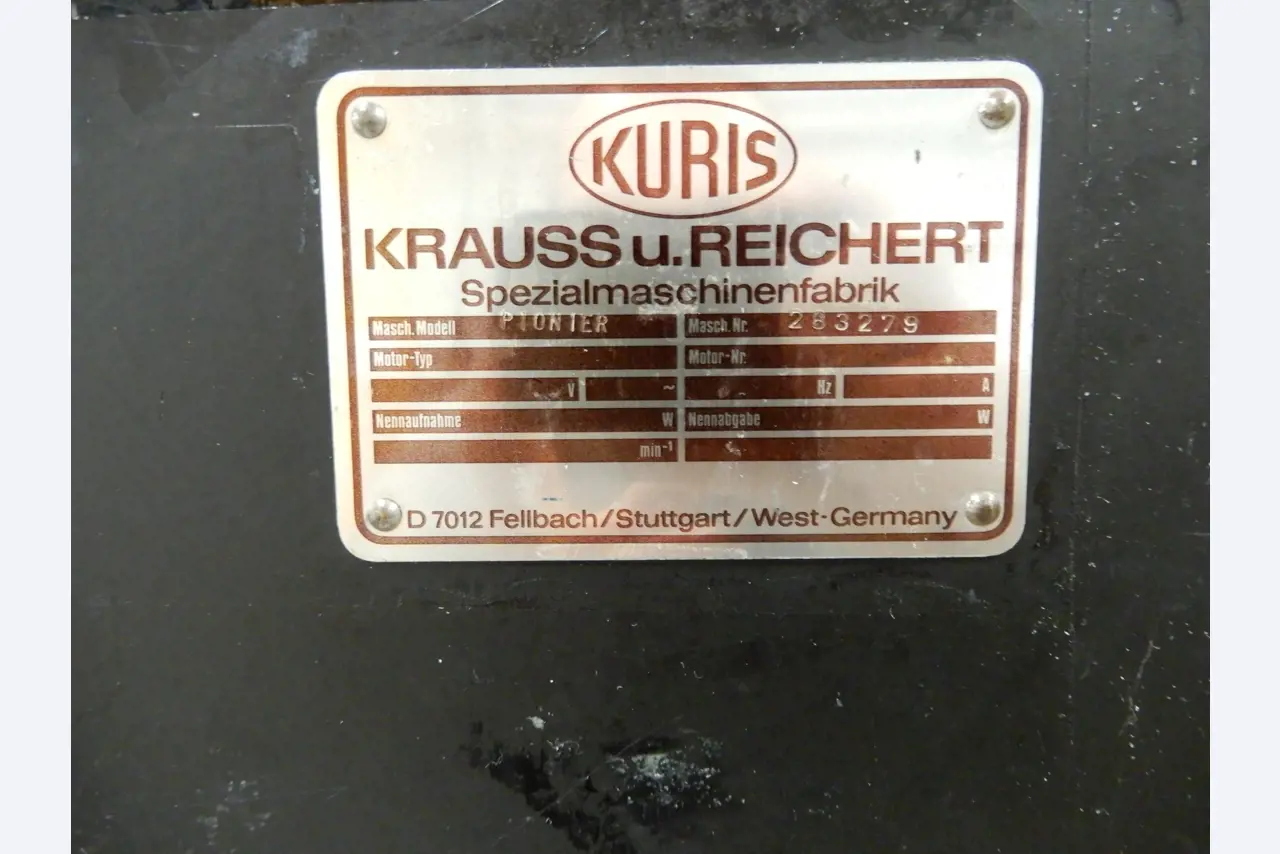 Máquinas para el tratamiento de textiles y lonas-15