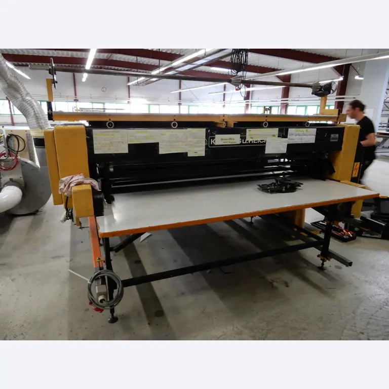 Máquinas para el tratamiento de textiles y lonas-16