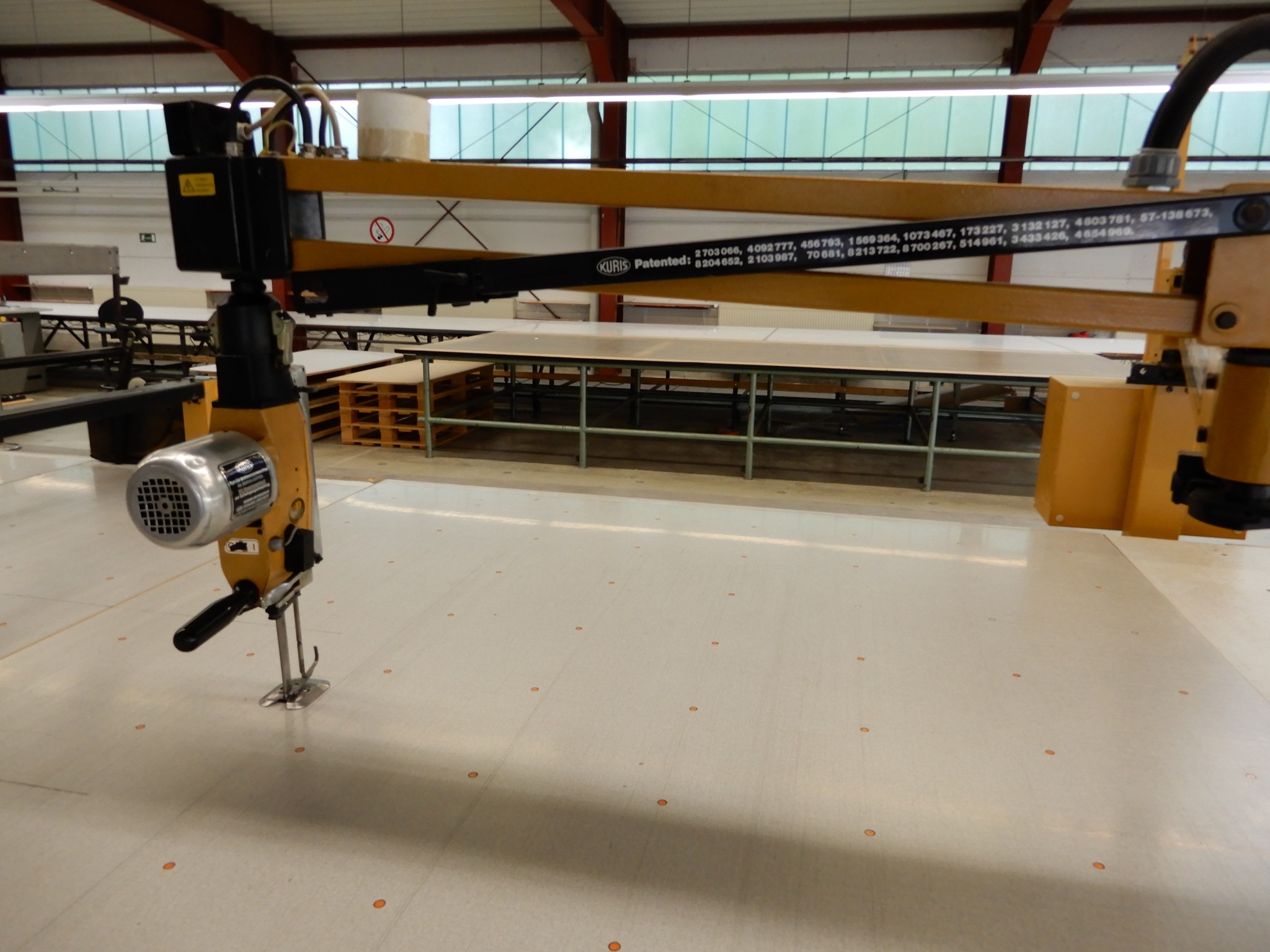 Machines for textile and tarpaulin processing-2