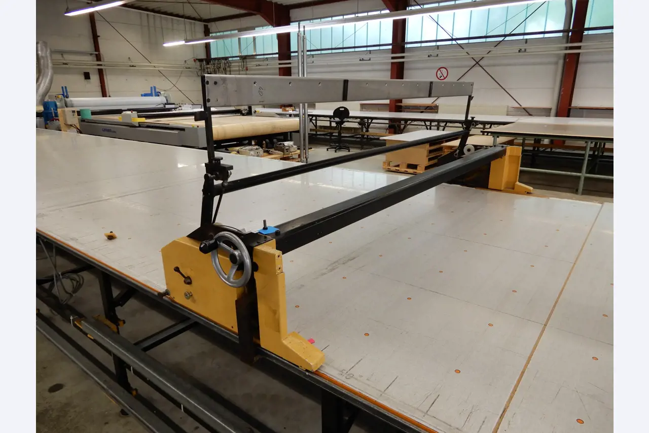 Máquinas para el tratamiento de textiles y lonas-4