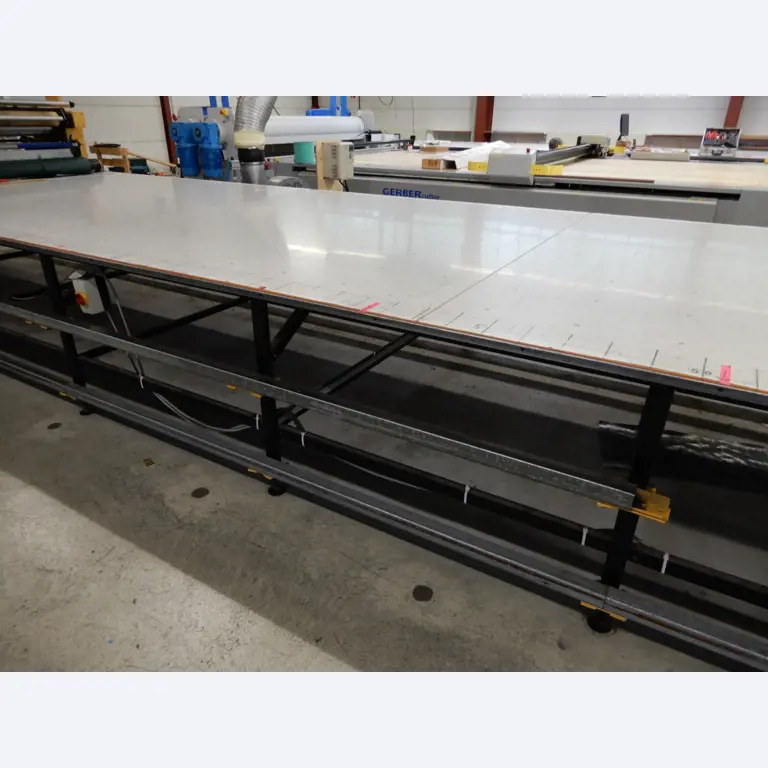 Máquinas para el tratamiento de textiles y lonas-9