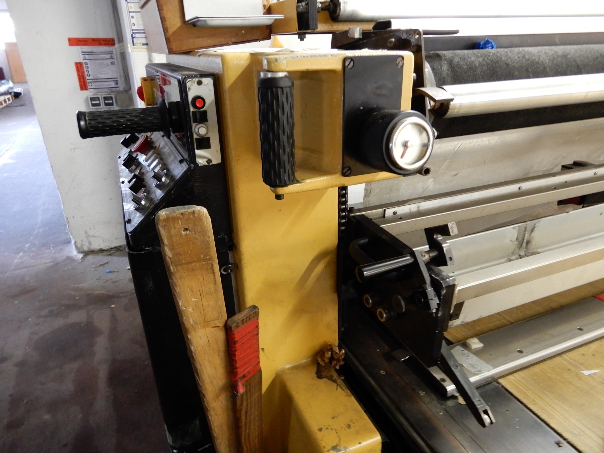 Machines for textile and tarpaulin processing-1