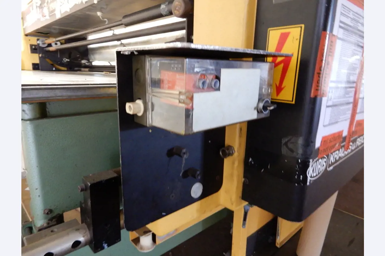 Machines for textile and tarpaulin processing-13