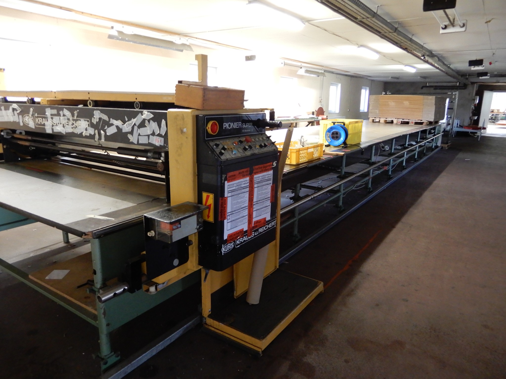 Machines for textile and tarpaulin processing-6