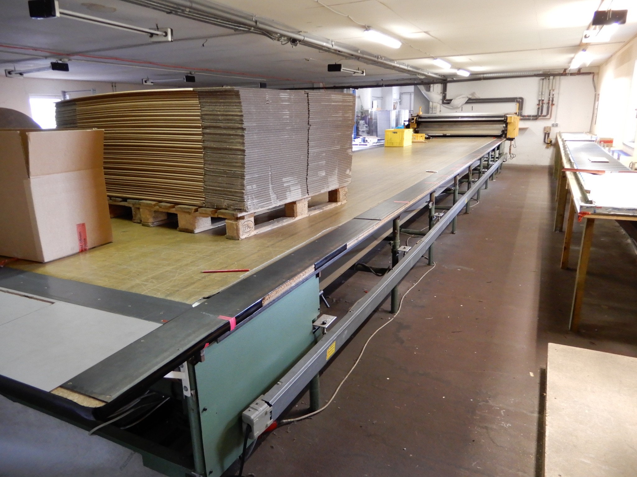 Machines for textile and tarpaulin processing-9