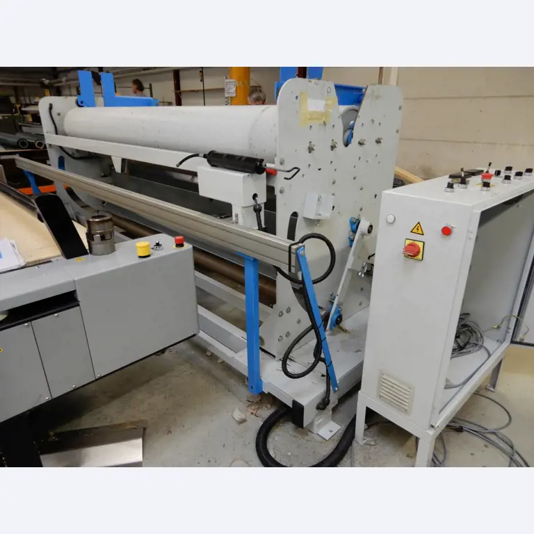 Máquinas para el tratamiento de textiles y lonas-10