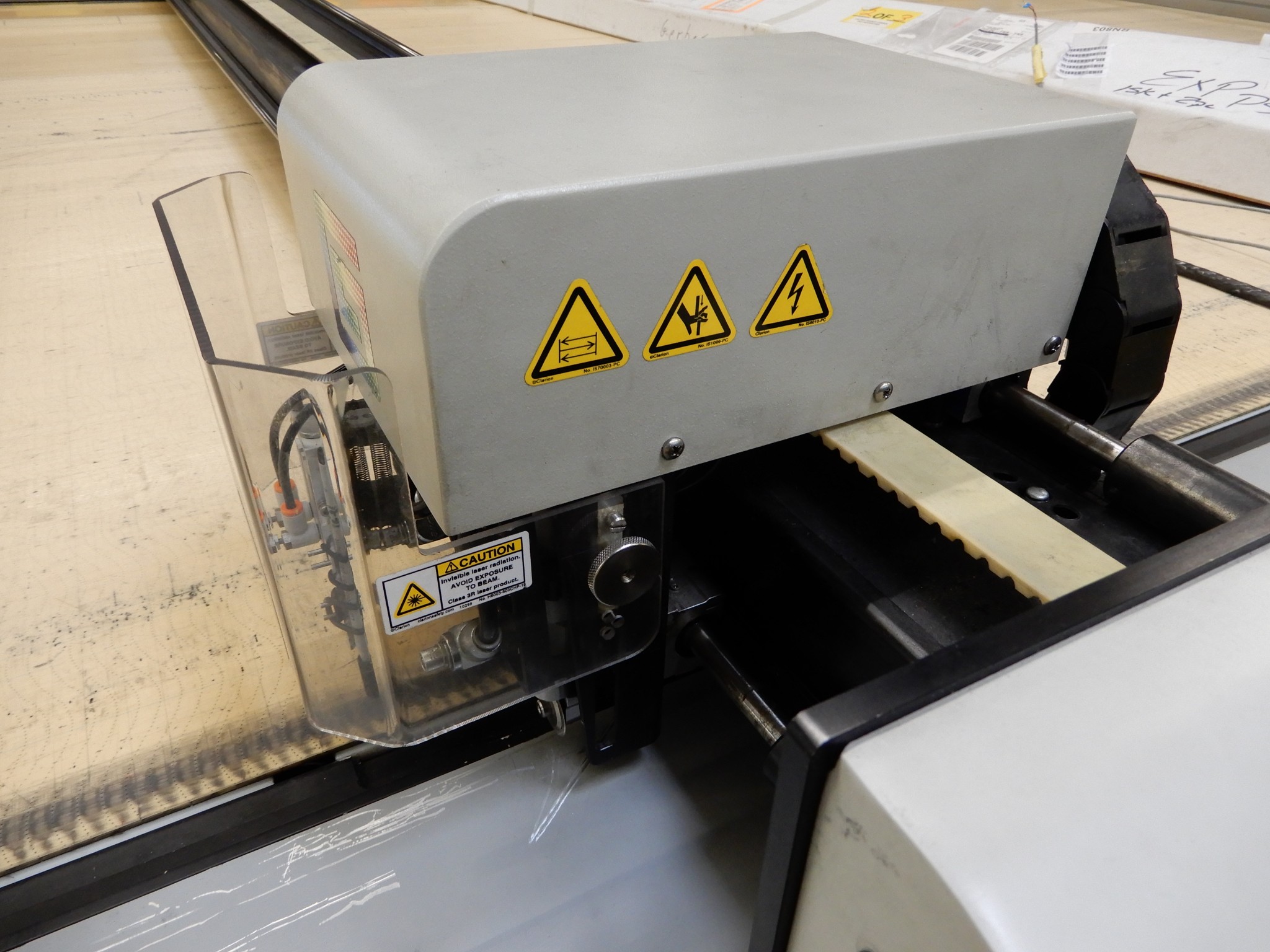 Machines for textile and tarpaulin processing-15