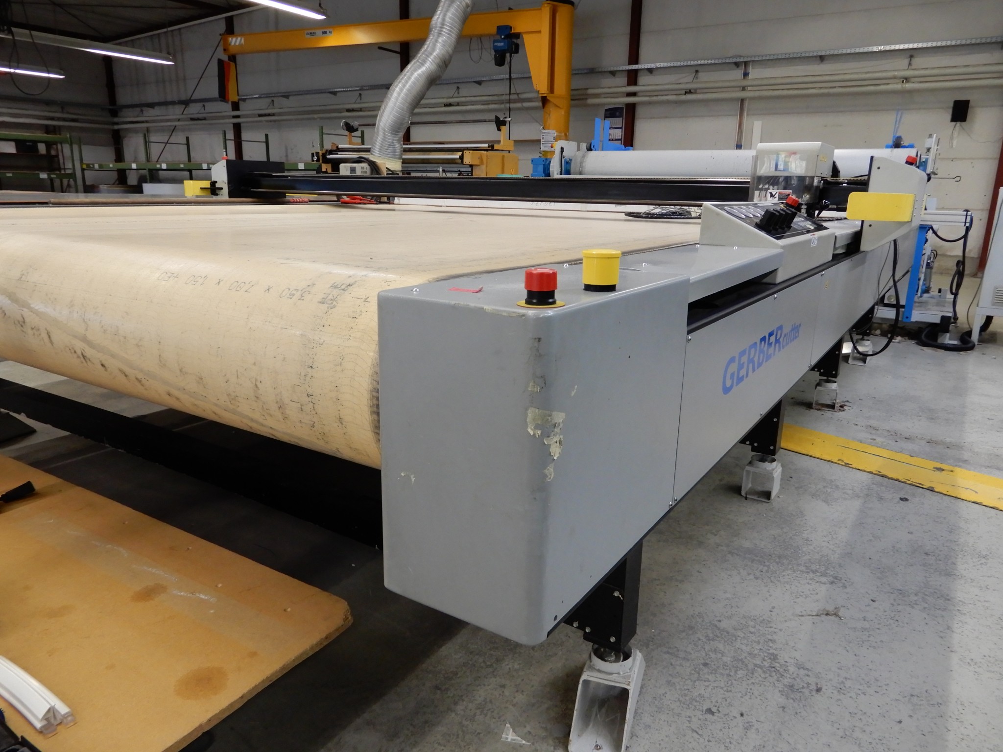 Machines for textile and tarpaulin processing-17