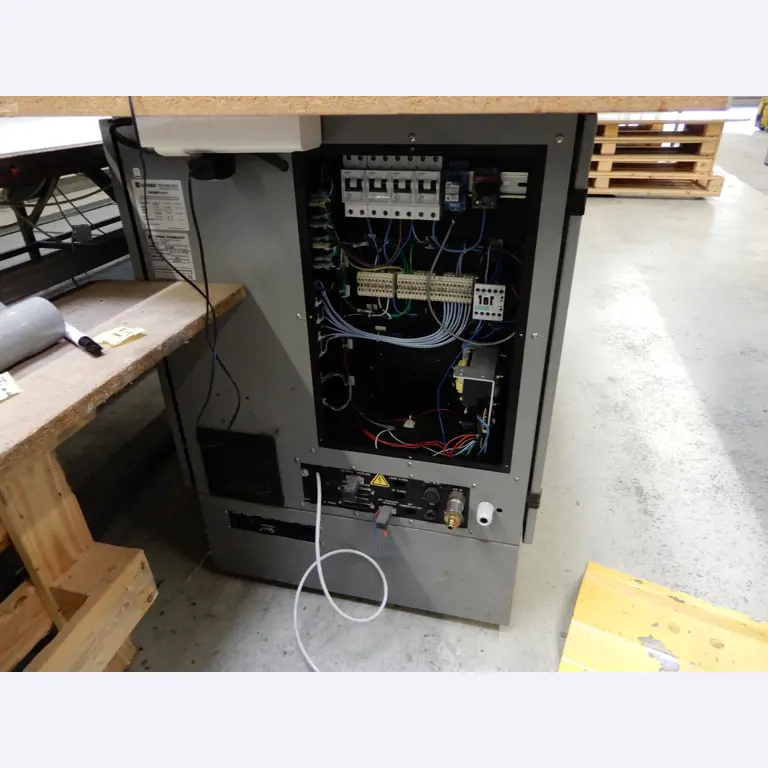 Máquinas para el tratamiento de textiles y lonas-19