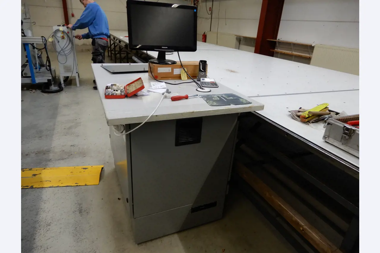 Máquinas para el tratamiento de textiles y lonas-20