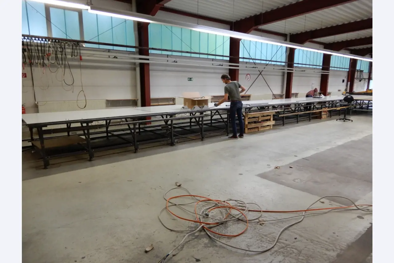 Máquinas para el tratamiento de textiles y lonas-2