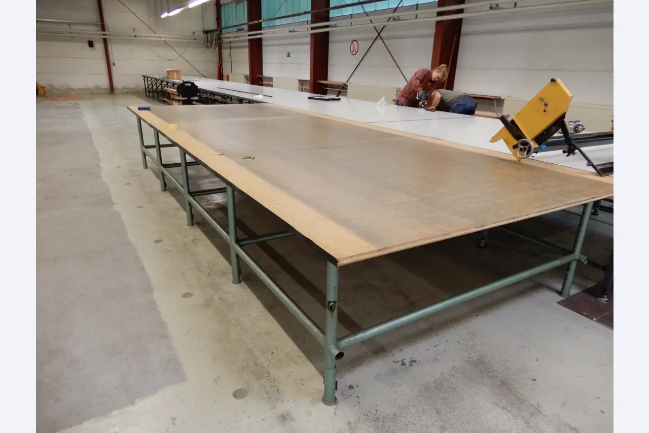 Máquinas para el tratamiento de textiles y lonas-1