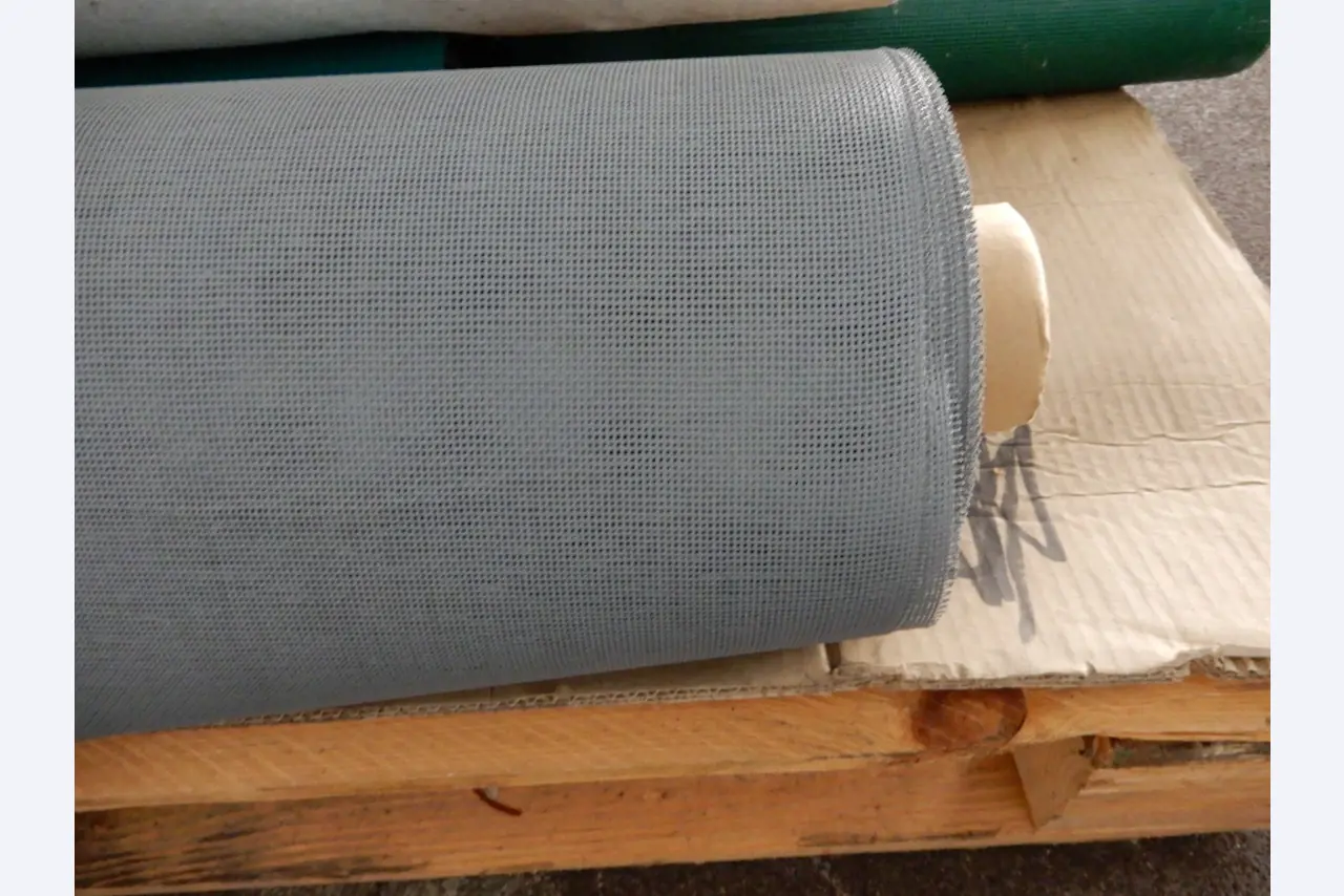 Máquinas para el tratamiento de textiles y lonas-4