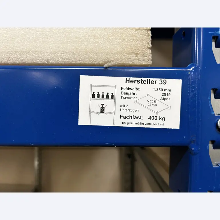 gepflegte, hochwertige Medientechnik sowie Büroausstattung-3