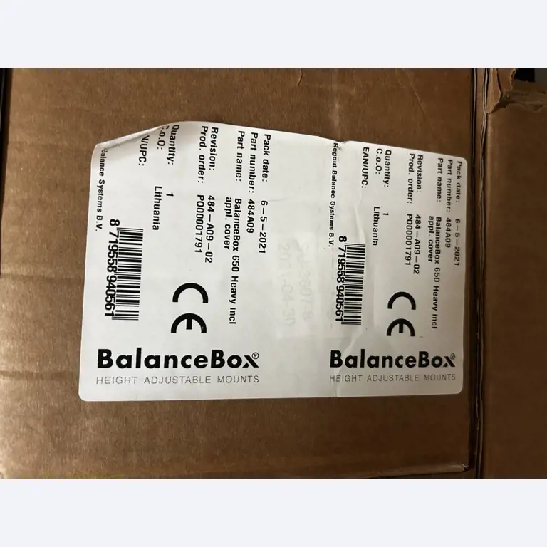 gepflegte, hochwertige Medientechnik sowie Büroausstattung-3