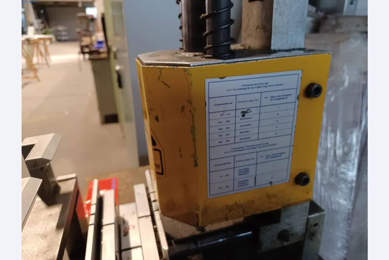 Machines for metal and sheet metal processing-4