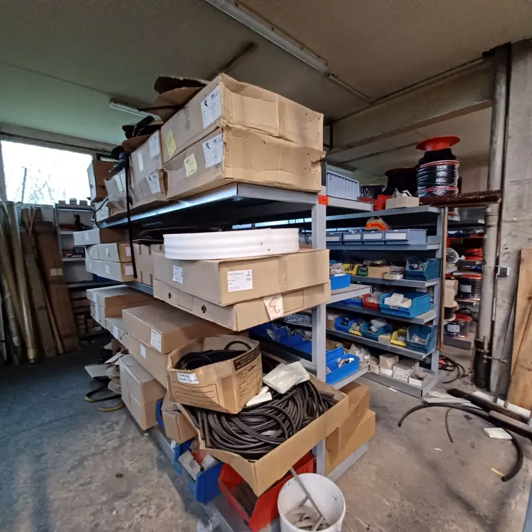 5 Cantilever racking