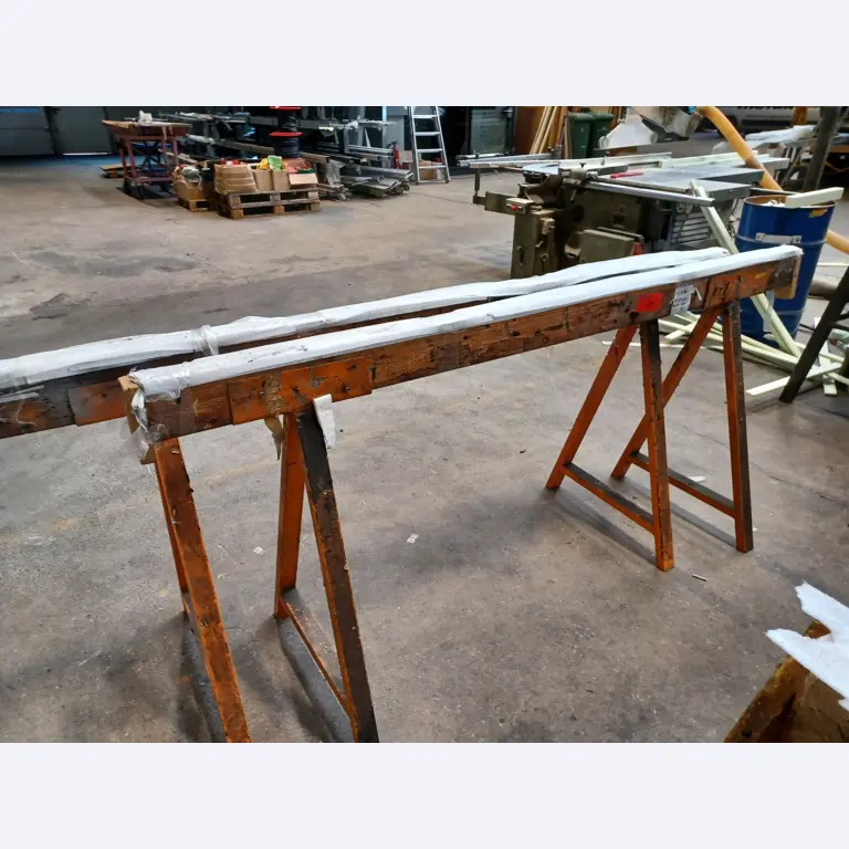 Machines pour le travail du métal et de la tôle-1