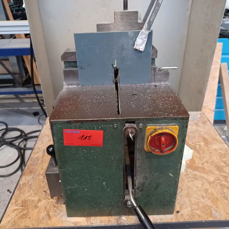 Underfloor table saw