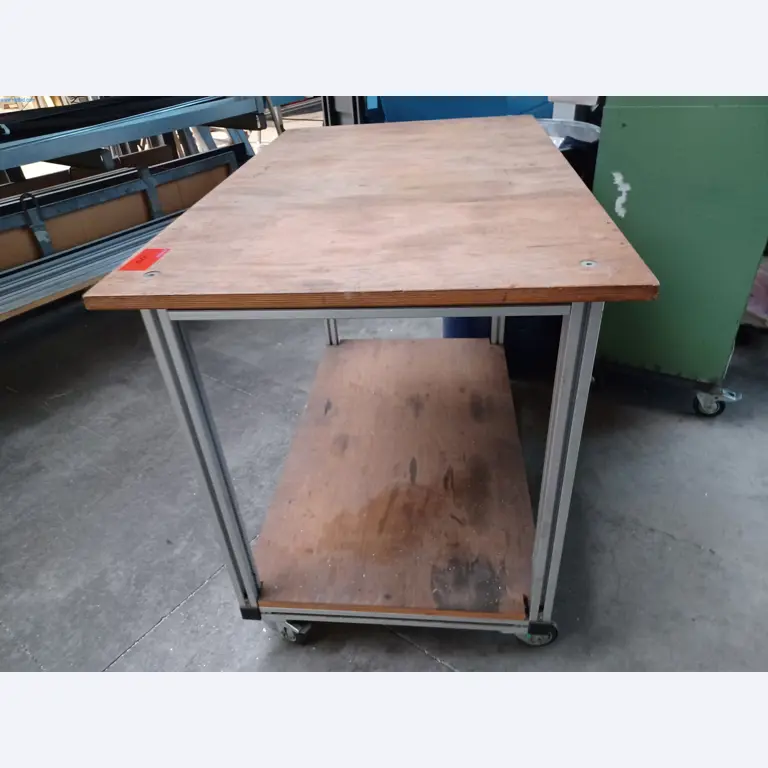 Stroje na zpracování kovů a plechů-2