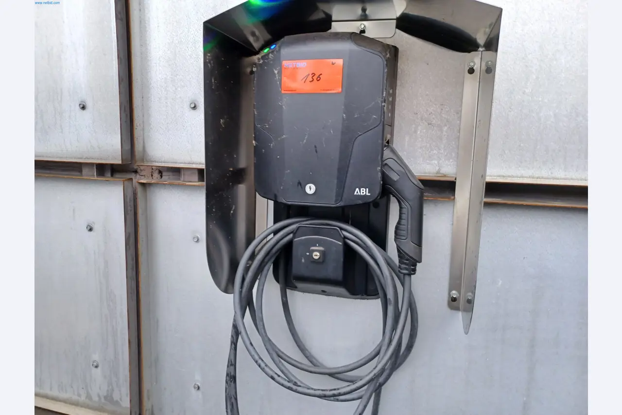 Machines for metal and sheet metal processing-1