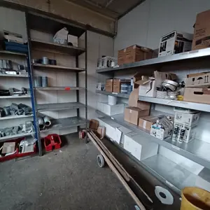 ca. 3 lfm. Screw rack