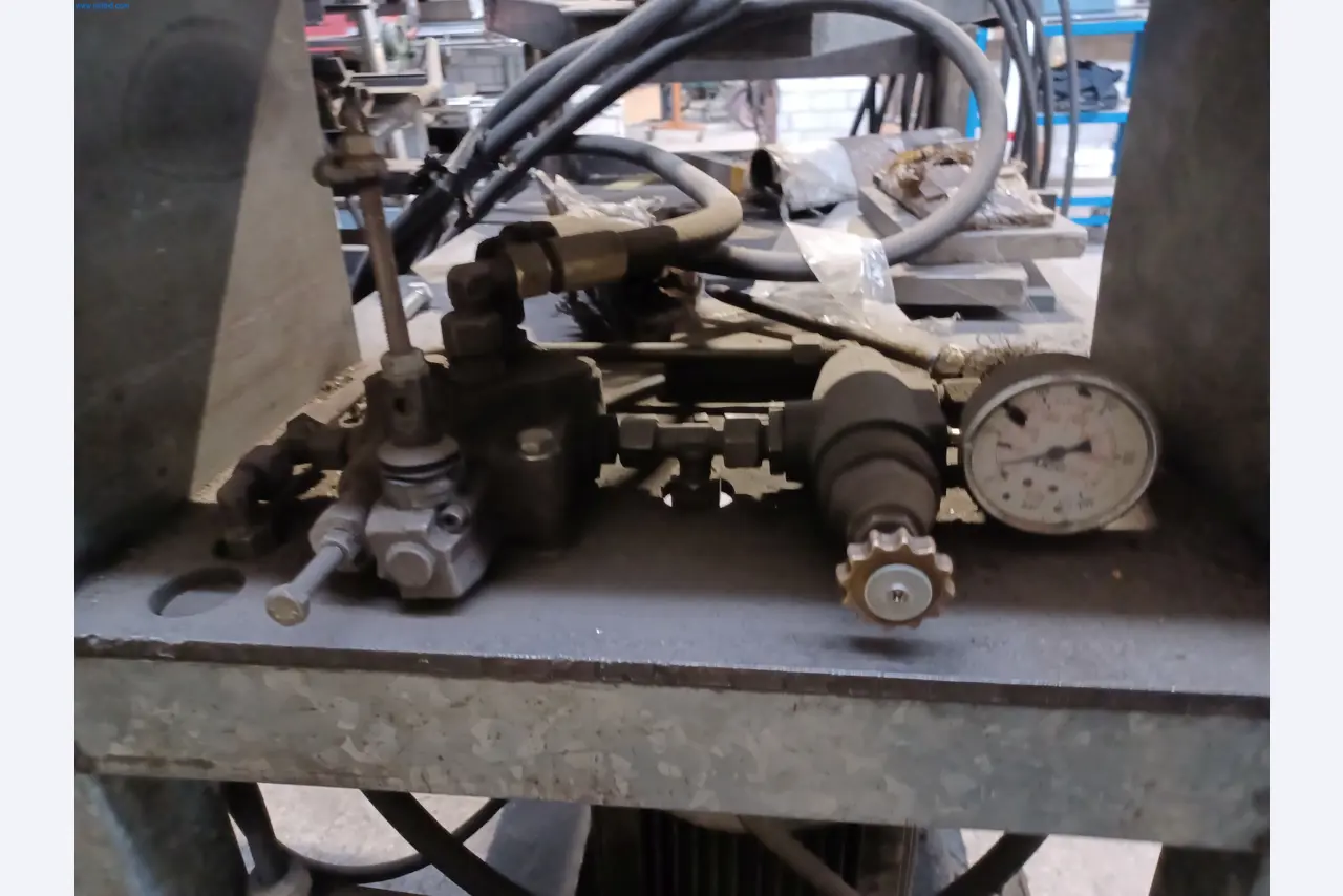 Machines for metal and sheet metal processing-4