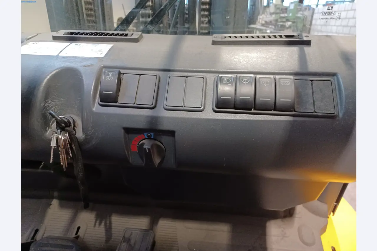 Machines for metal and sheet metal processing-10