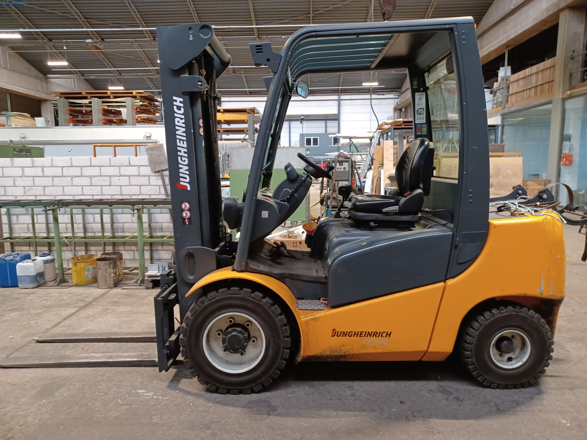 Machines for metal and sheet metal processing-1