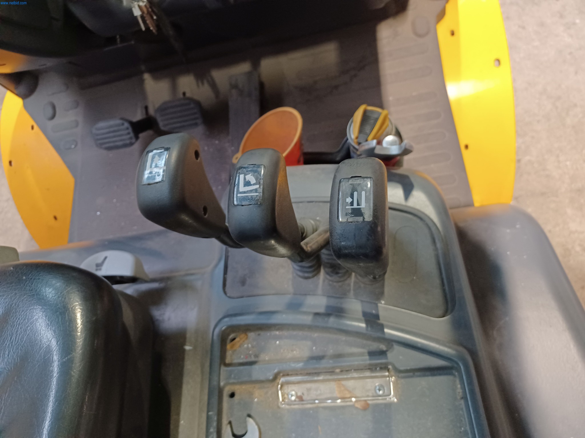 Machines for metal and sheet metal processing-9