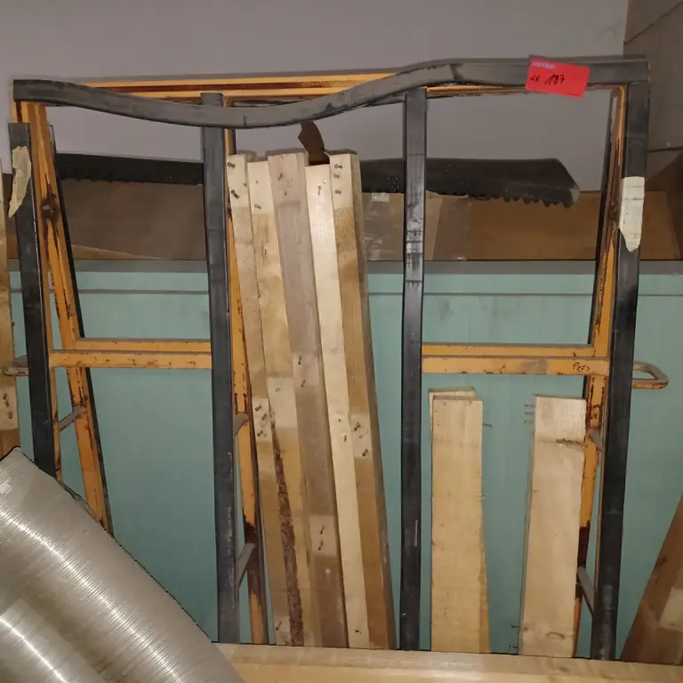 2 Glass transport racks