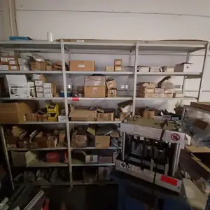 3 lfm. Plug-in shelf