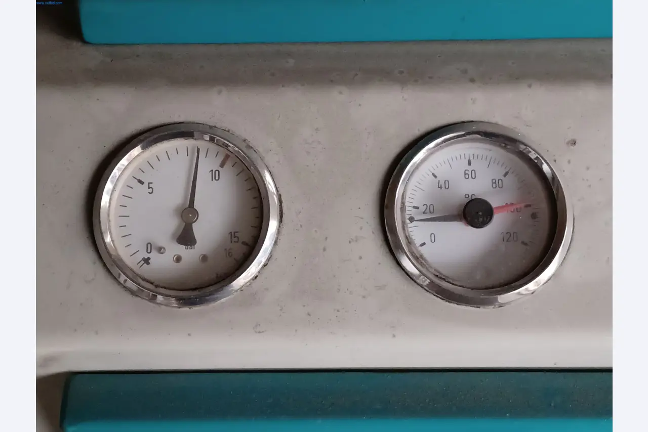 Máquinas para o tratamento de metais e de chapas metálicas-8