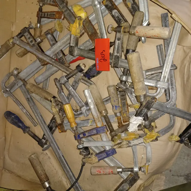 1 Posten Screw clamps