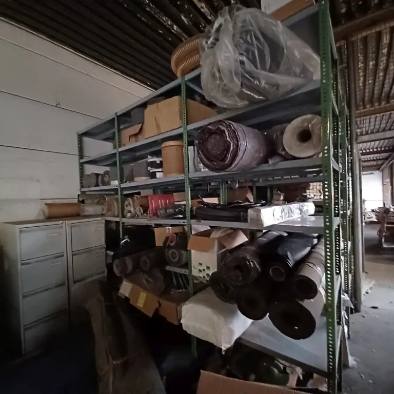 ca. 6 lfm. Screw rack