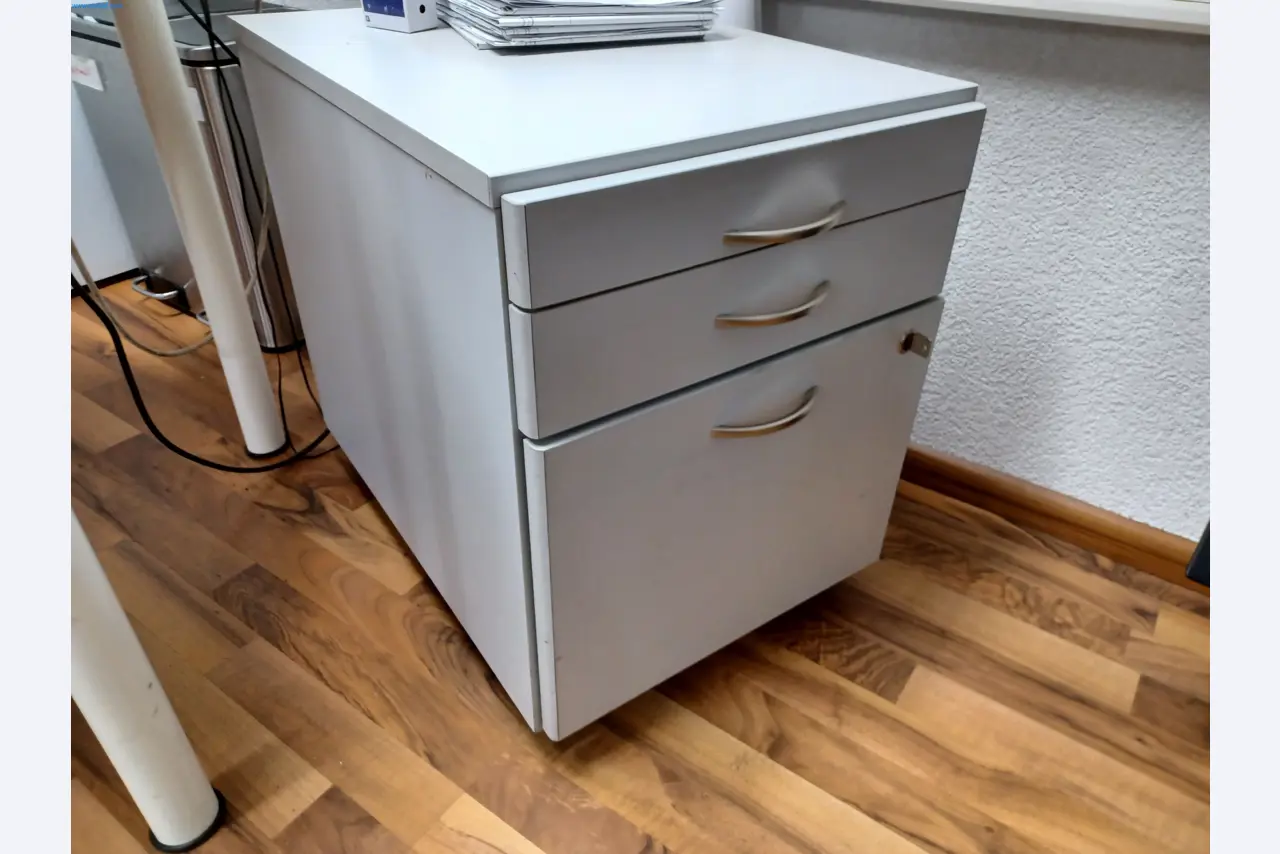 Machines for metal and sheet metal processing-9