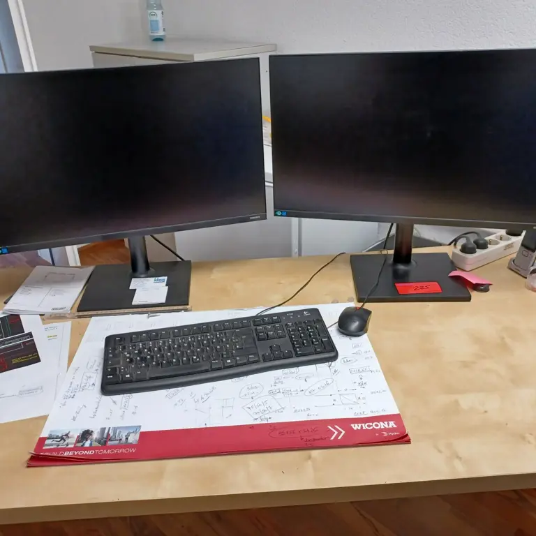 2 27" monitors Samsung F27T450FQR