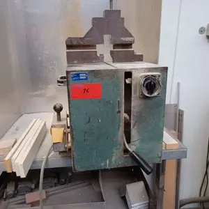 Underfloor saw