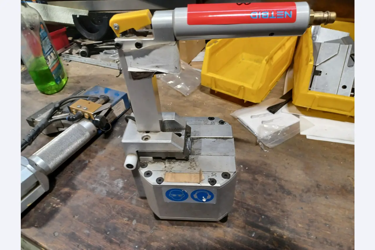 Machines for metal and sheet metal processing-6