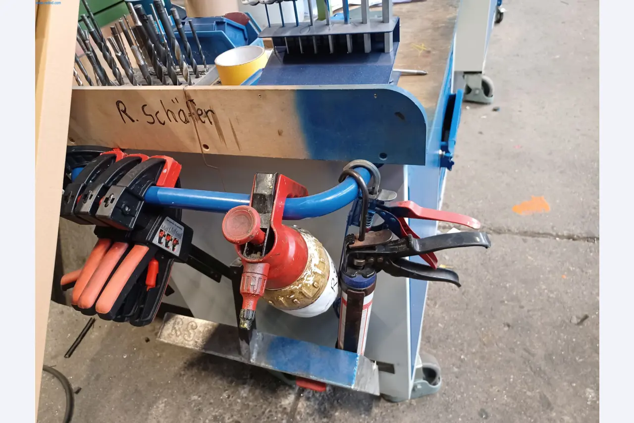 Stroje na zpracování kovů a plechů-2