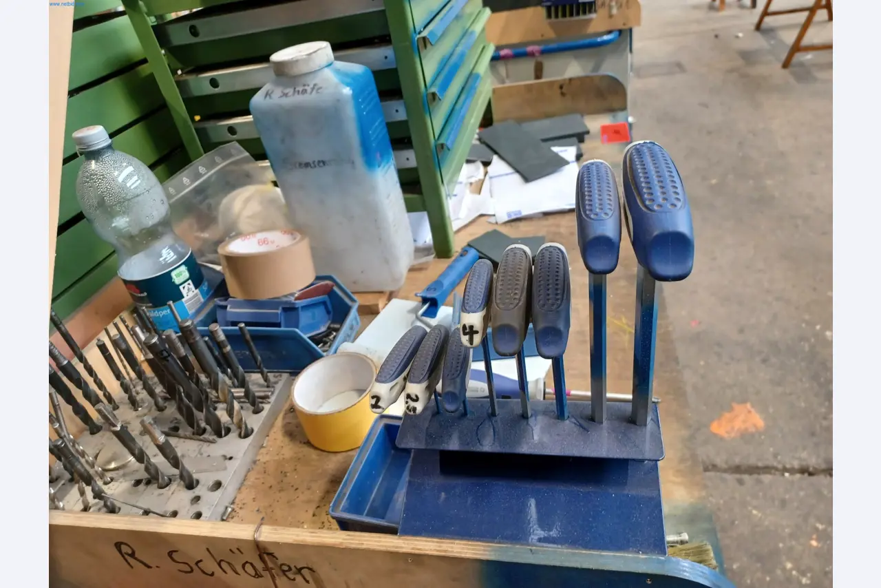 Stroje na zpracování kovů a plechů-3