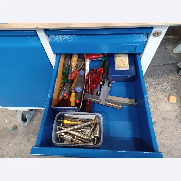 Stroje na zpracování kovů a plechů-3