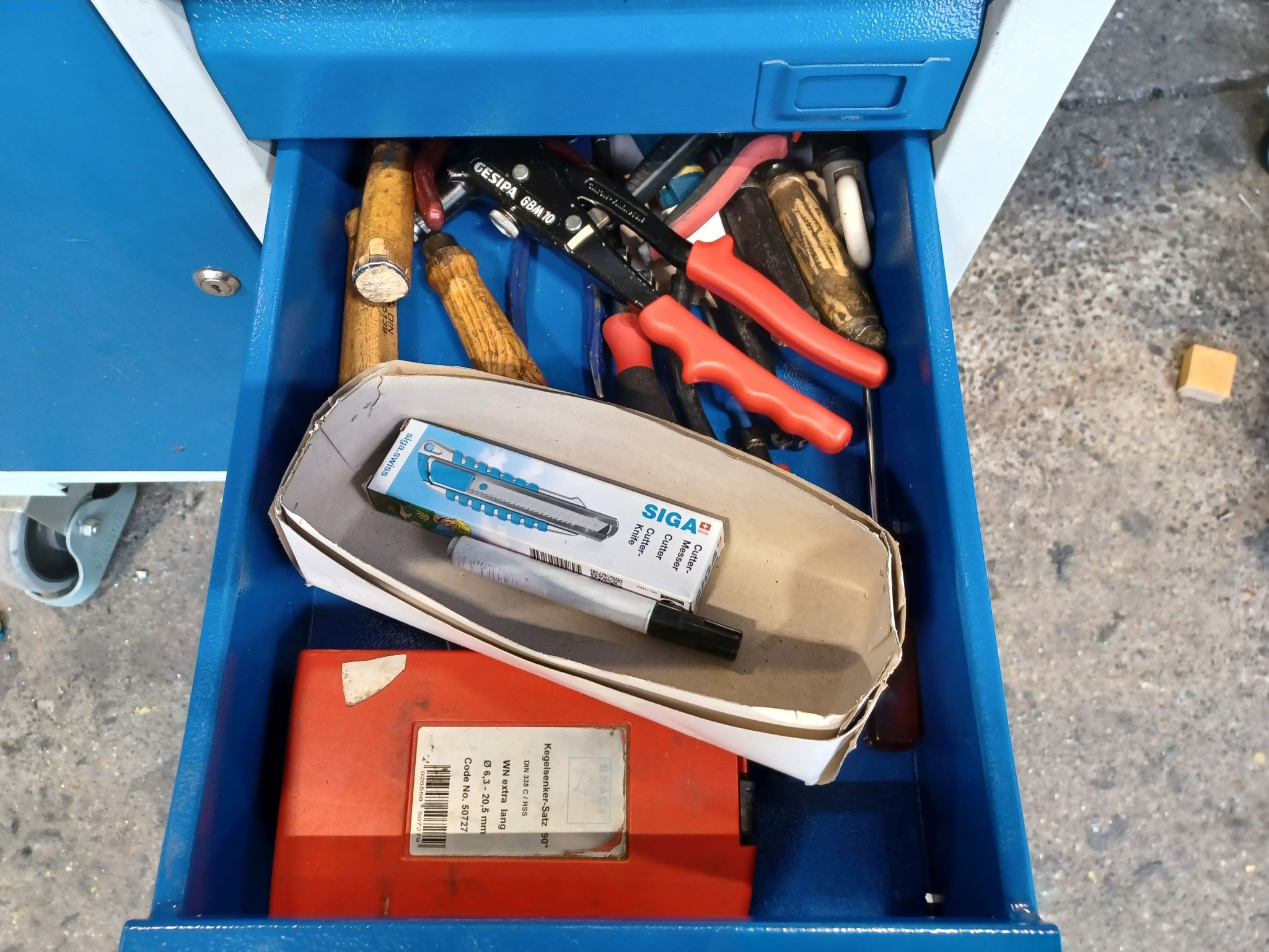 Machines for metal and sheet metal processing-4